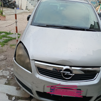 Auto anche a pezzi Opel Zafira