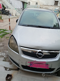 Auto anche a pezzi Opel Zafira