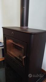 Stufa a legna in ghisa deville C077AA