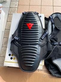 Paraschiena dainese per ducati