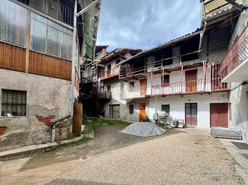 CASA DI CORTE A BALANGERO