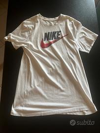 NIKE t-shirt