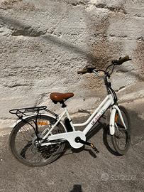 Ebike bici elettrica 24 pollici 40/50 km autonomia