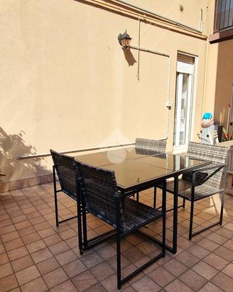 3 LOCALI A PAVIA