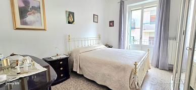 MONOLOCALE A BARI