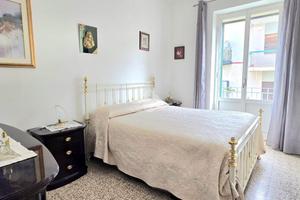 MONOLOCALE A BARI
