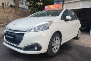 Peugeot 208 BlueHDi 75 5 porte Allure anno 2017