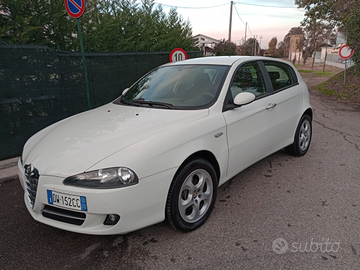 Alfa Romeo 147 16V TS (105) 5 porte Black Line