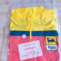 Agip divisa impermeabile distributore benzina 80