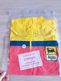 Agip divisa impermeabile distributore benzina 80