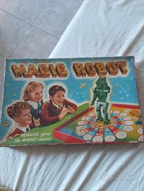THE AMAZING MAGIC ROBOT