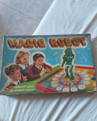THE AMAZING MAGIC ROBOT