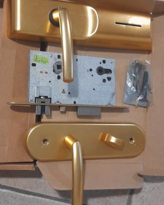 Maniglia per hotel con tessera chip Cisa