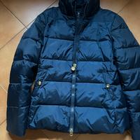 Piumino donna taglia small. Colore blu . Marca fay