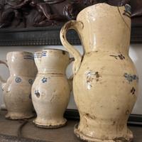 3 antiche brocche contadine in ceramica smaltata