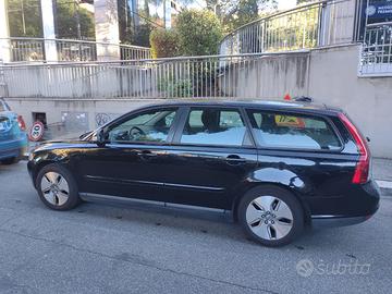 Volvo V50 1 6 D Polar