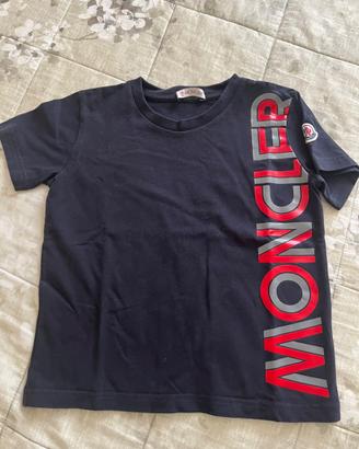 T-shirt bambino Moncler taglia 5 anni nera con log