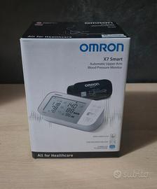 Misuratore di pressione arteriosa OMRON X7 Smart