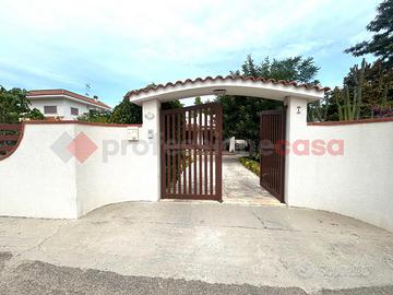 Villa o villino Pulsano [Cod. rif 3341776VRG]