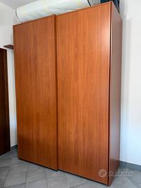 Armadio in legno di altissima qualità