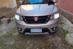 Vendofiat freemont 2.0 170 cv anno 2011 gasolio