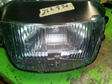 Fanale kawasaki usato zzr 250 94-02