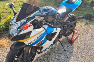 Suzuki gsxr 750