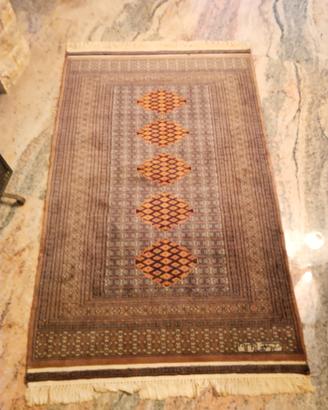 tappeto  bukara/Kashmir 