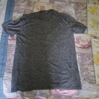 Maglia uomo scollo a V grigia