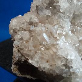 calcite tetraedrica monte Oladri 