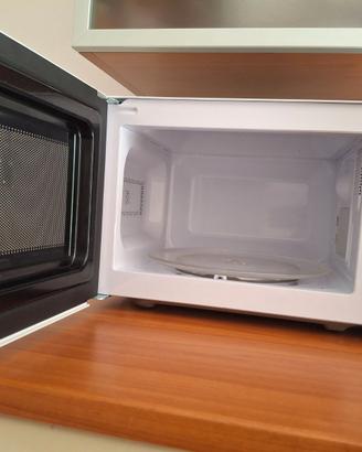 Microonde marca: OK.
