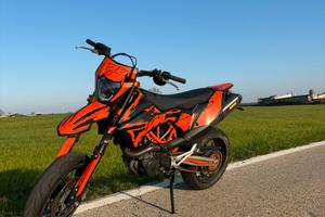 KTM 690 smc A2