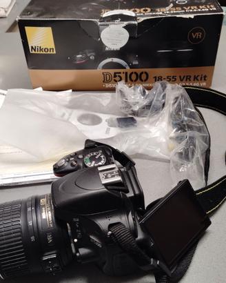 Kit Nikon D5100
