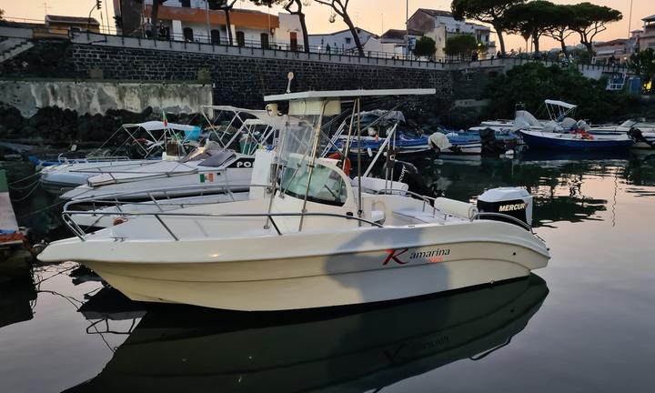 Barca scafo Kamarina 555