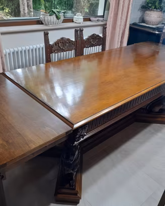 TAVOLO + 6 SEDIE ANNI 70 INTAGLIATO A MANO