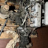 Motore per mercedes codine w110 200 diesel