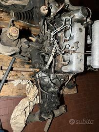 Motore per mercedes codine w110 200 diesel