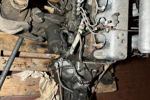 Motore per mercedes codine w110 200 diesel