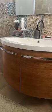 Lavabo e mobile bagno sospeso