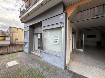 NEGOZIO A ALBANO LAZIALE