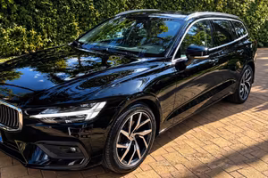 Volvo v60 momentum
