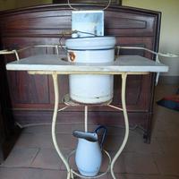 Toilette da camera antico