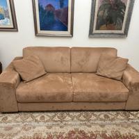 Divano 3 posti e due poltrone