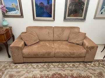 Divano 3 posti e due poltrone