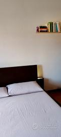 letto due piazze con luce incorporata 