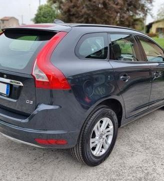 Volvo XC 60 XC60 D5 AWD Geartronic R-design