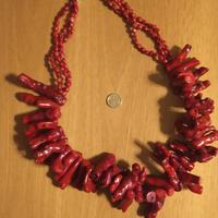 enorme collana di corallo