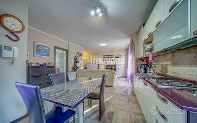 BILOCALE SU DUE PIANI DEL 2011!