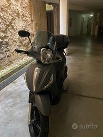 Piaggio beverly 300 (2016) pari al nuovo