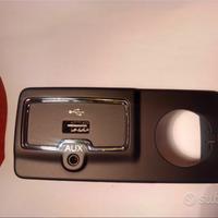 735604054 - 735604055 Renegade aux usb